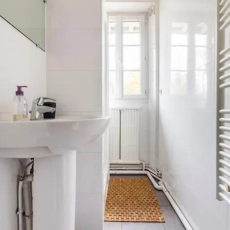 Maison Briand - Grande Chambre Chez L'Habitant - Melun Centre - Wifi, Netflix, Smart Tv, Lit A Mousse Memoire De Forme Extérieur photo